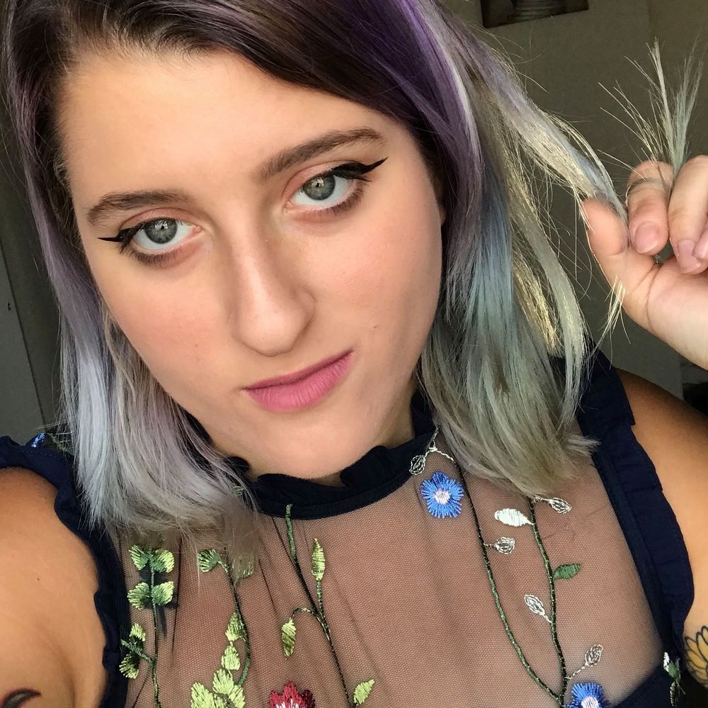 Meet your Posher, Nicole